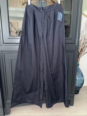 YFB Classic High-Waist Dark Navy Blue Wide Leg Pants.